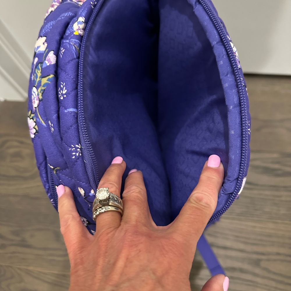Vera Bradley Travel Backpack NWT - Picture 8 of 13